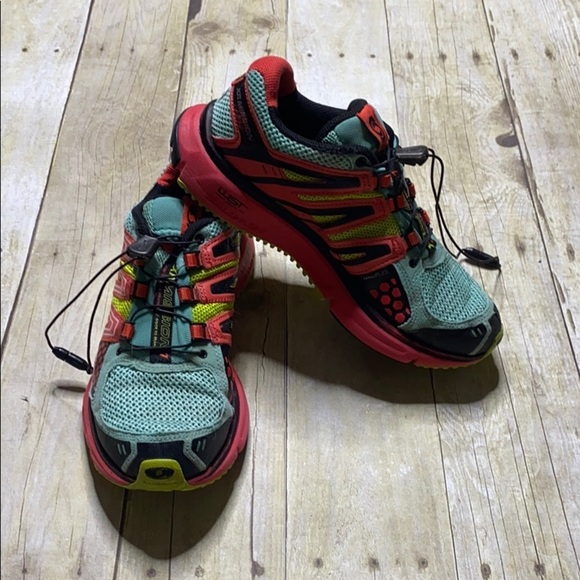 Salomon Performance Shoes - Picture 3 of 6